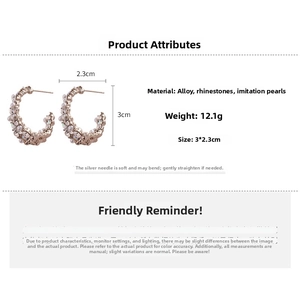 Detailed view of C-shaped earrings with pearls and rhinestones measuring 3x2.3cm