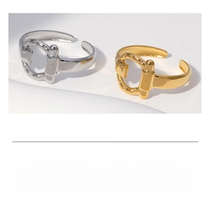 Detailed size chart for stainless steel U-shape rings in gold and silver finishes