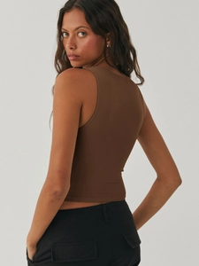 Close-up of the back view of this brown slim fit Y2K sleeveless tank top for women