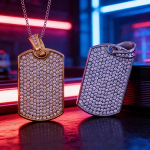 Pendentifs plaques militaires hip hop en or et argent avec sertissage complet de strass