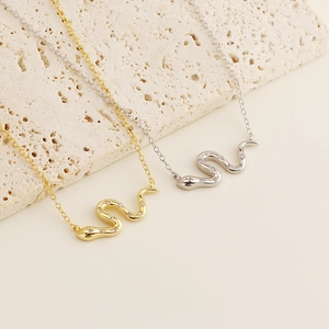 Luxurious S925 sterling silver snake pendant necklaces in gold and silver with diamonds