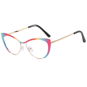 Lunettes œil-de-chat tendance avec monture arc-en-ciel et branches dorées
