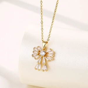 Bowknot Pendant Necklace 18K Gold Plated Stainless Steel Inlaid Zircon Clavicle Chain Trendy Jewelry For Women