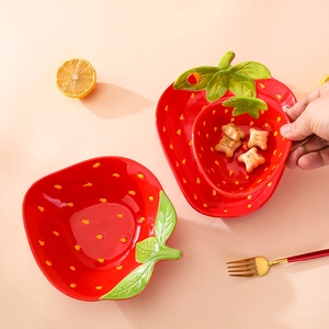 Creative strawberry shaped ceramic bowls and plates set for desserts and salad