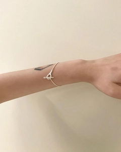 S925 sterling silver snake chain necklace with minimalist OT toggle clasp design for women