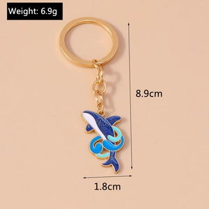 Vue détaillée du porte-clés dauphin avec dimensions 8,9 cm et poids 6,9 g