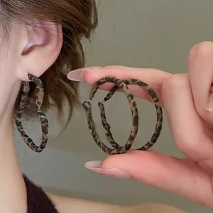 Boucles d'Oreilles Créoles Léopard Cœur Avec Tige En Argent Vintage Tissu Enveloppé Bijoux Cuivre Femmes Mode