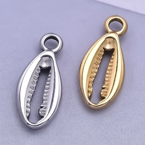 Pendentifs irréguliers en forme de coquillage en acier 304 fini or et argent