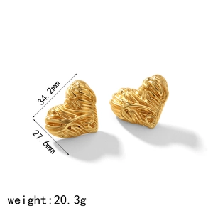 Detailed size specifications for gold heart earrings with molten metal texture and weight