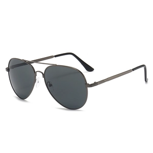 Classic gunmetal aviator sunglasses for men and women with double bridge design
