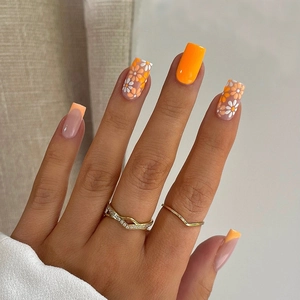 Faux Ongles À Presser Imprimé Marguerites Oranges Forme Carrée Amovibles Art De Manucure Florale Française