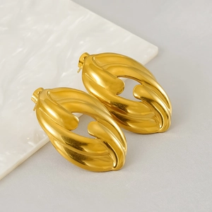 18K gold plated stainless steel hollow stud earrings with oval interwoven design