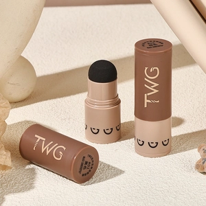 Detail view of hair line contour sticks with sponge applicators in black and brown shades