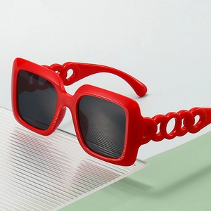 Red square oversized sunglasses with chain-pattern temples and black lenses for women