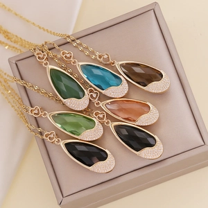 Water Drop Teardrop Pendant Necklace Copper 18K Gold Plated Faceted Glass Zirconia Heart Charm Women Dainty Elegant