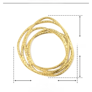Technical size chart for gold fan-shaped stainless steel pendant measuring 41mm by 39mm