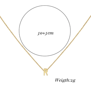 Detail view of 18K gold letter R pendant necklace with 50+5cm chain length and 2g weight
