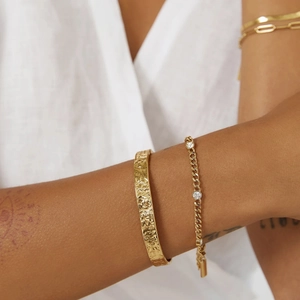 Elegant Zircon Bracelet In Stainless Steel With 18K Gold Plating Adjustable Chain Minimalist Fashion Jewelry For Women