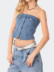 Detailansicht des figurbetonten blauen Denim-Korsett-Tops mit herzförmigem Ausschnitt