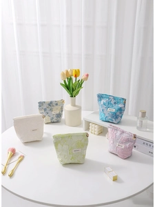 Floral Jacquard Makeup Bag Canvas Cosmetic Pouch Travel Organizer Zipper Closure Portable For Women Elegant Storage