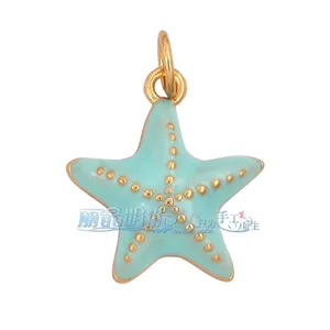 Détail du pendentif étoile de mer en émail bleu avec mesures et caractéristiques