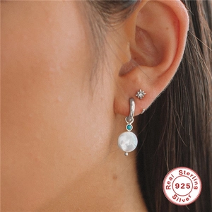 Elegant S925 sterling silver hoop earrings with white baroque pearl and turquoise detail