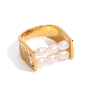 18k gold hammered wide ring with six oval pearls featuring a French vintage open design