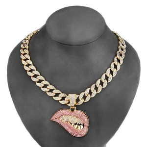 Hip hop gold Cuban chain necklace with iced-out pink sparkling diamond lip pendant