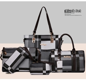 Détail de l'ensemble de sacs à carreaux noirs et blancs avec cabas et pochette chic