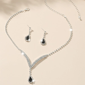 Elegant silver jewelry set with teardrop black gemstones and rhinestones for women