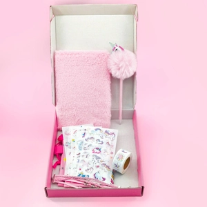 Set de regalo de papelería unicornio rosa con cuaderno de felpa, bolígrafo y pegatinas