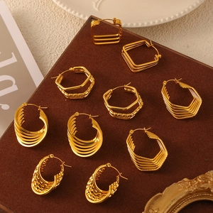 Vintage geometric gold-plated titanium earrings in stacked hexagonal and square designs