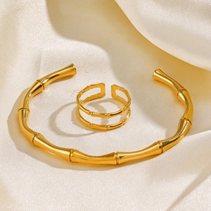 Elegant 18K gold plated stainless steel bamboo design bracelet and adjustable ring set