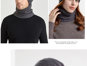Texture tricotée détaillée de l'ensemble bonnet d'hiver et cache-col gris foncé unisexe