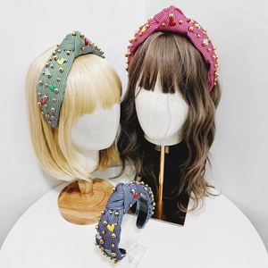 Fashion striped knotted headband set with golden beads and colorful hearts