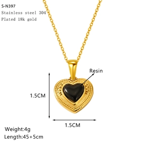 Detailed size specifications for heart pendant necklace in gold finish and black resin