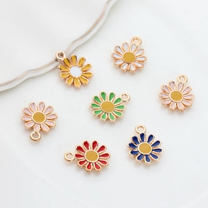 Daisy Flower Charms Enamel Pendants Alloy Jewelry Findings For DIY Earring Necklace Bracelet Making Floral Design