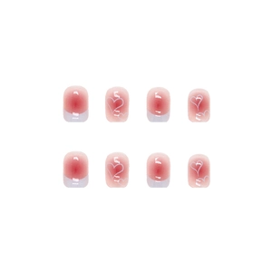 Korte vierkante kunstnagels met roze blush-verloop en witte hartvormige designs