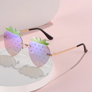 Strawberry Shaped Sunglasses Rimless Metal Frame UV Protection Funny Fruit Eyewear Party Festival Novelty For Women Men