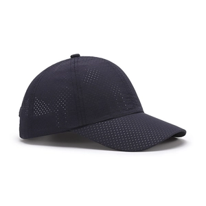 Men's breathable mesh baseball cap in solid black with quick-dry fabric and curved brim
