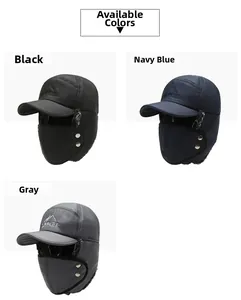 Dettaglio colbacco invernale nero, blu navy e grigio con fodera in pile e maschera