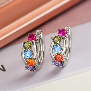 Orecchini a cerchio in argento con pietre di zircone multicolore in stile retrò chic