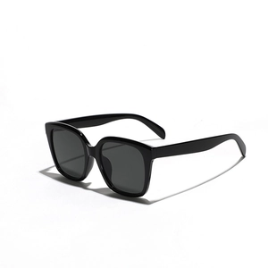 Fashionable black square oversized sunglasses with dark grey UV lenses for men and women