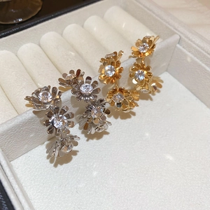 Vintage Floral C-Shape Stud Earrings Rhinestone Geometric Metal Jewelry For Women With Silver Earring Post
