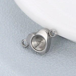 Polished silver heart-shaped stainless steel pendant base with dual connecting rings