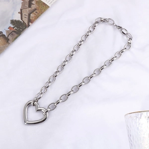 Fashion silver chunky chain necklace with a large hollow heart pendant for women
