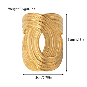 Detailed view of golden irregular hammered texture ring with size and weight dimensions