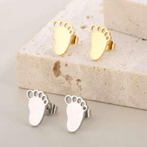 Minimalist stainless steel paw print stud earrings in gold and silver finish