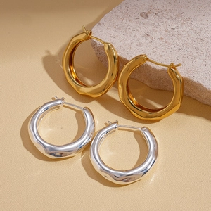 Minimalist 18K gold and silver plated geometric round crinkle hoop earrings for women