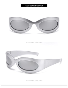 Detailed front and side views of matte silver Y2K oval sunglasses with model C07 text